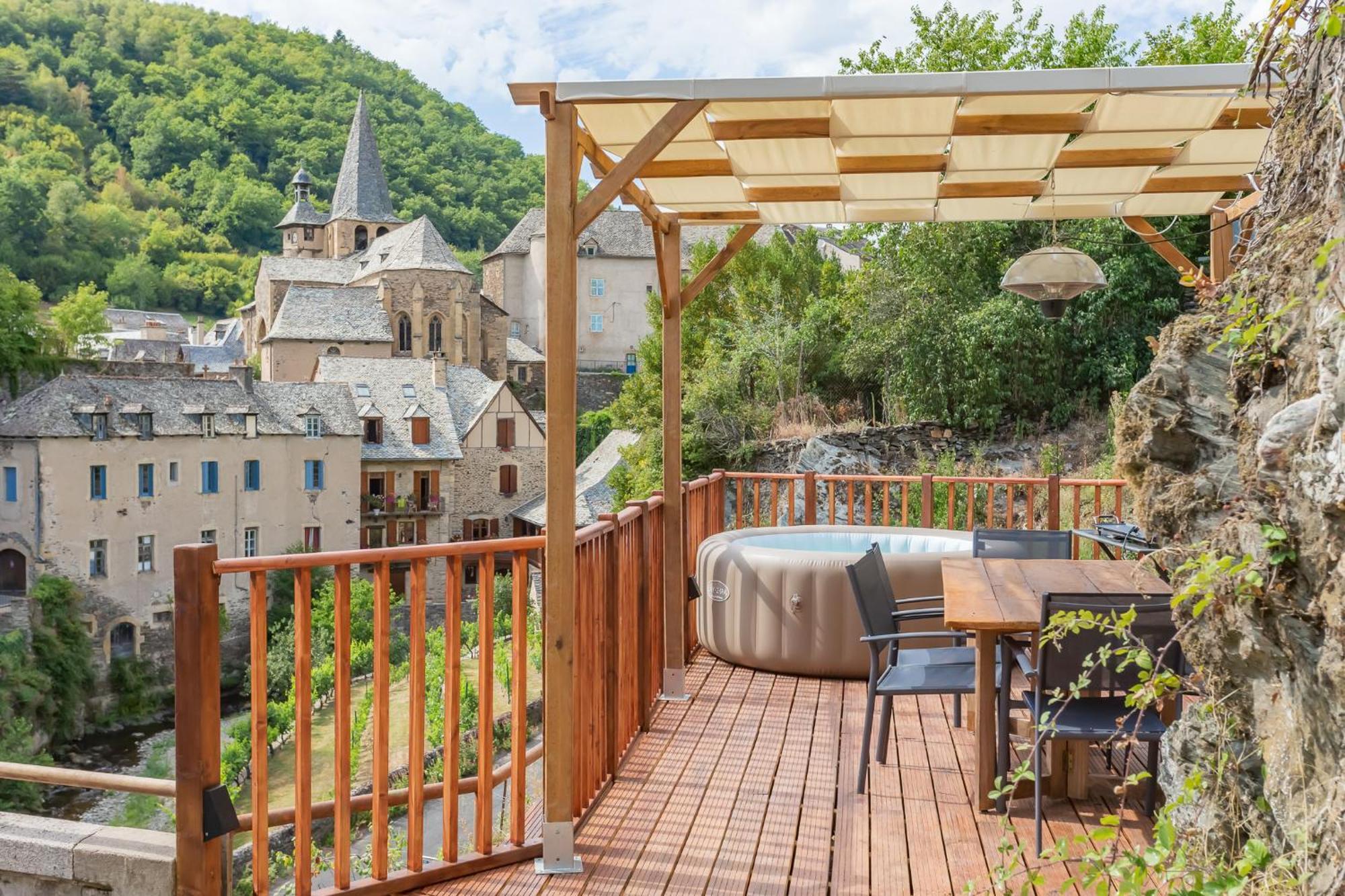 L'Estagnole Villa Estaing  Exterior photo